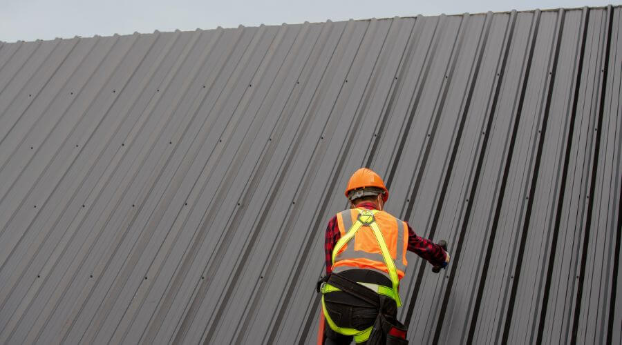 Professional metal roof installation services in Waipahu, HI